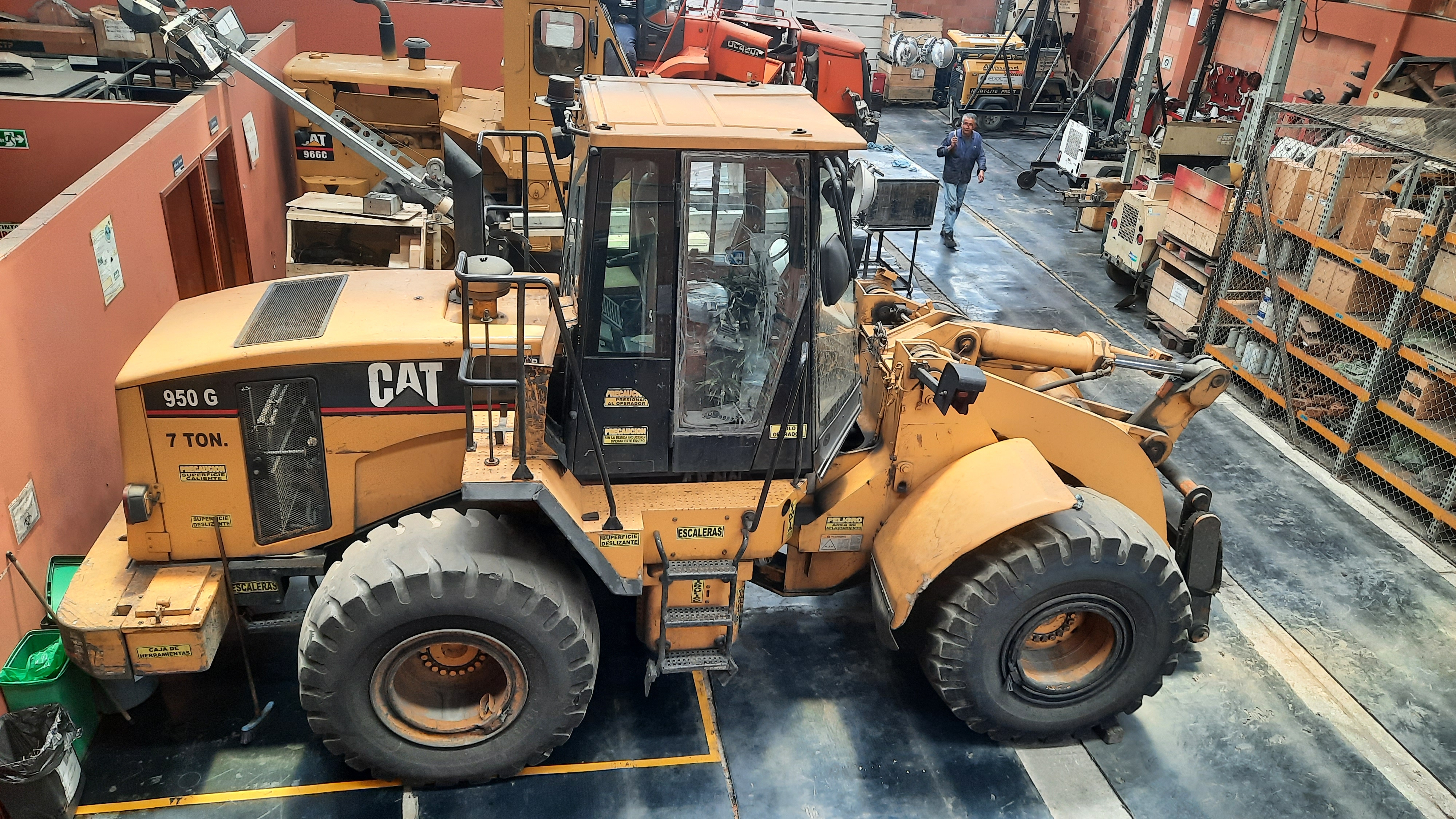 <b>CARGADOR CAT 950G</b></bR>$120.000.000 COP